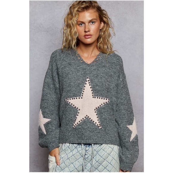 POL Heather Grey Star Print Studded Hoodie Sweater Top - Picture 2 of 4